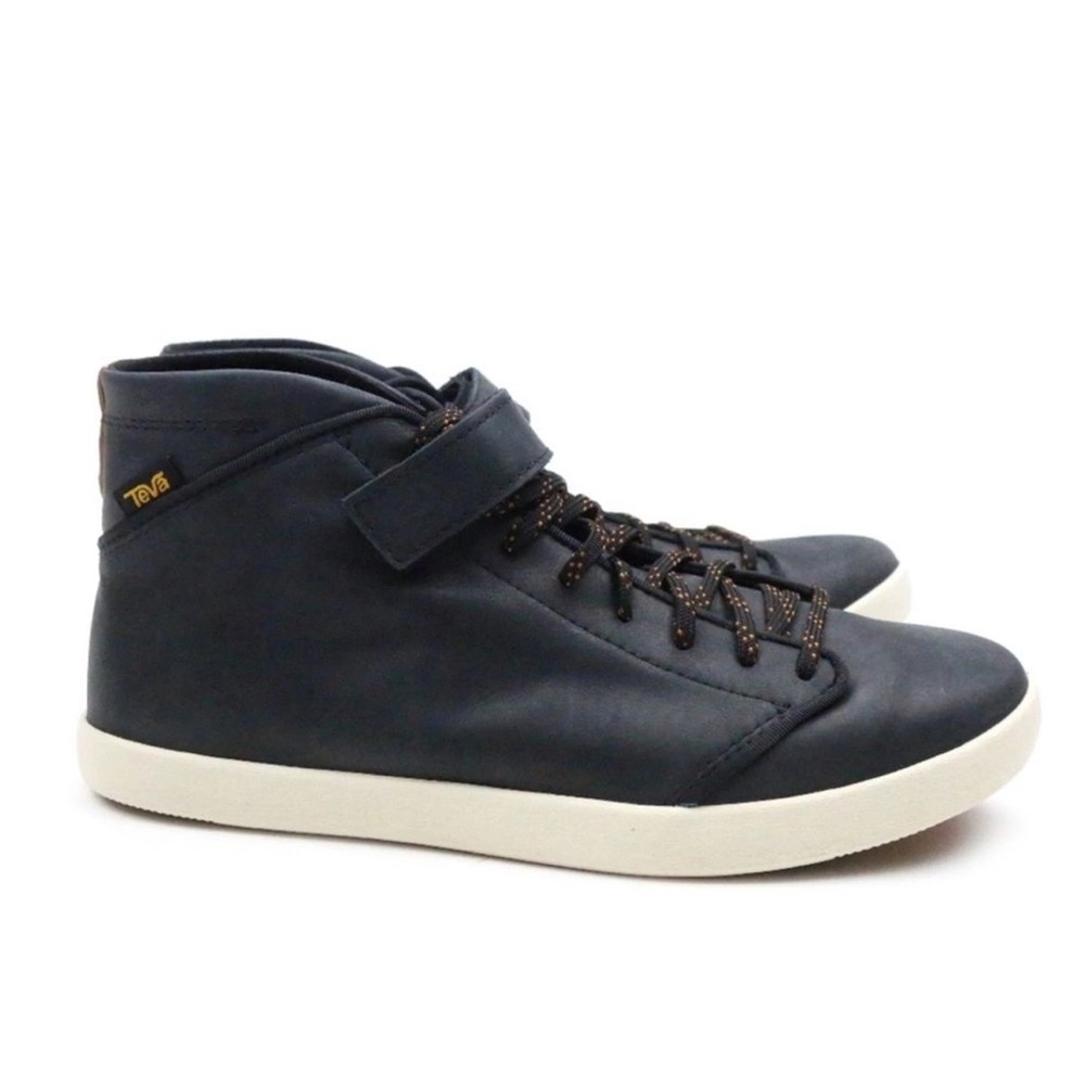 Toms Blue High-Top Sneakers with Urban Style